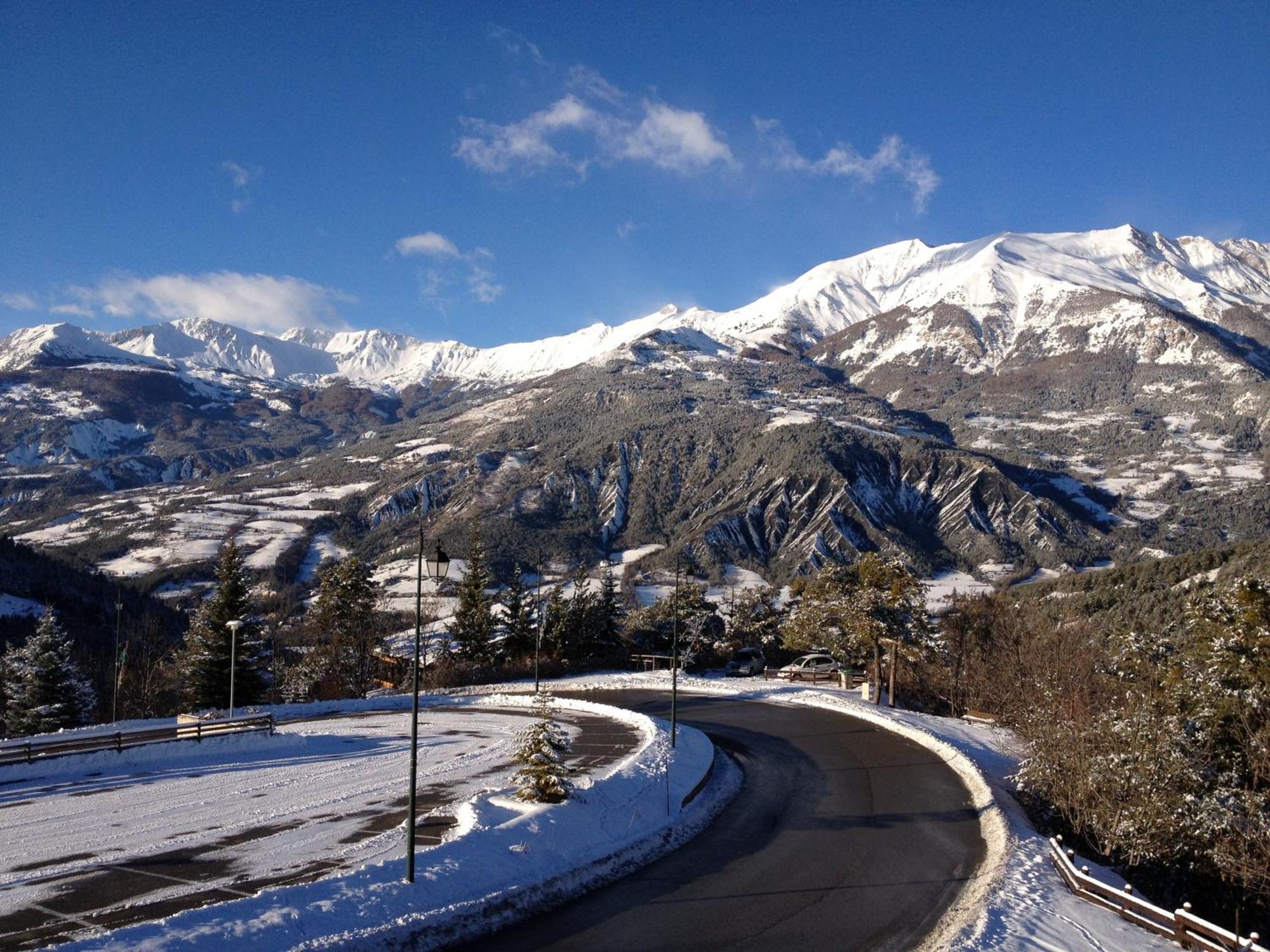 Hotel Les Flocons ル・ソーズ エクステリア 写真